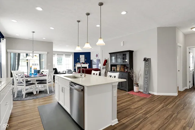 $452,500 | 2250 Somerset Drive, Franklin, IN 46131