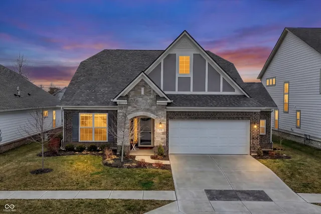 $452,500 | 2250 Somerset Drive, Franklin, IN 46131