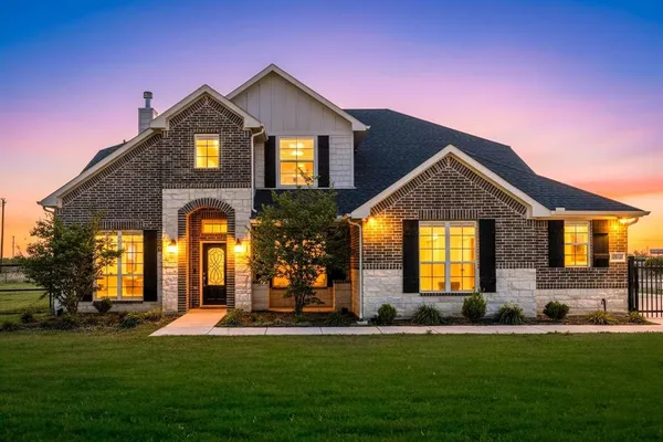 $568,575 | 12700 Cold Spring Lane, Ponder, TX 76259