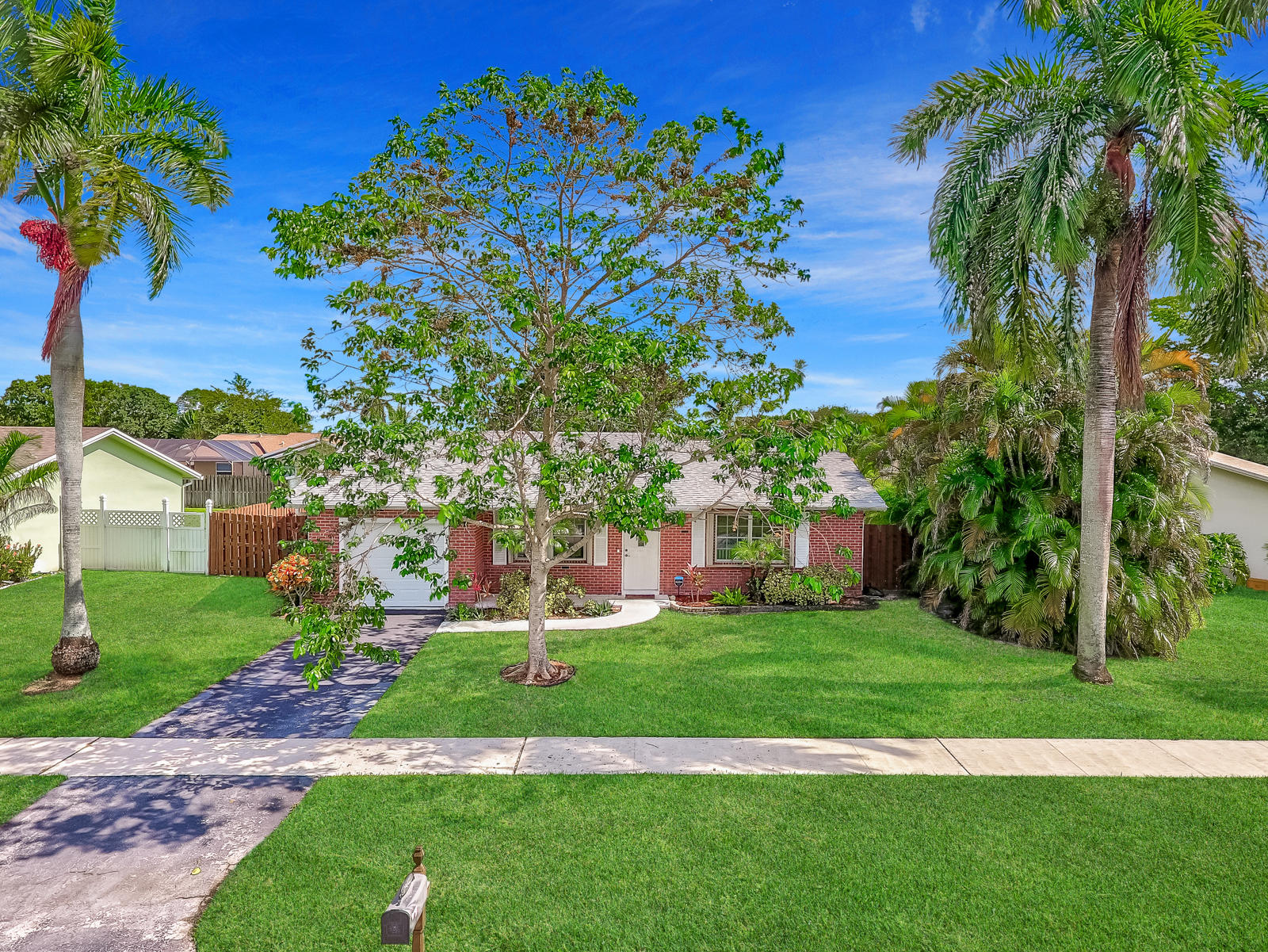 19442 Colorado Circle Boca Raton, FL 33434 - Photo 13 of 50 Front