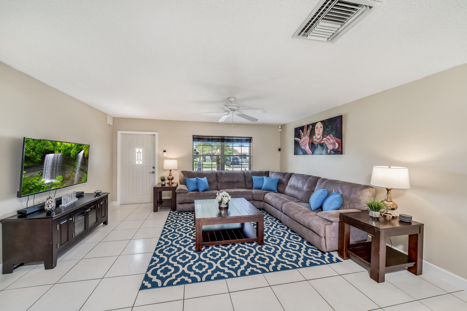 19442 Colorado Circle Boca Raton, FL 33434 - Photo 17 of 50 Living Room