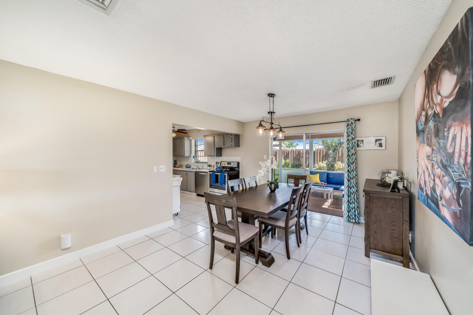 19442 Colorado Circle Boca Raton, FL 33434 - Photo 19 of 50 Dining Area