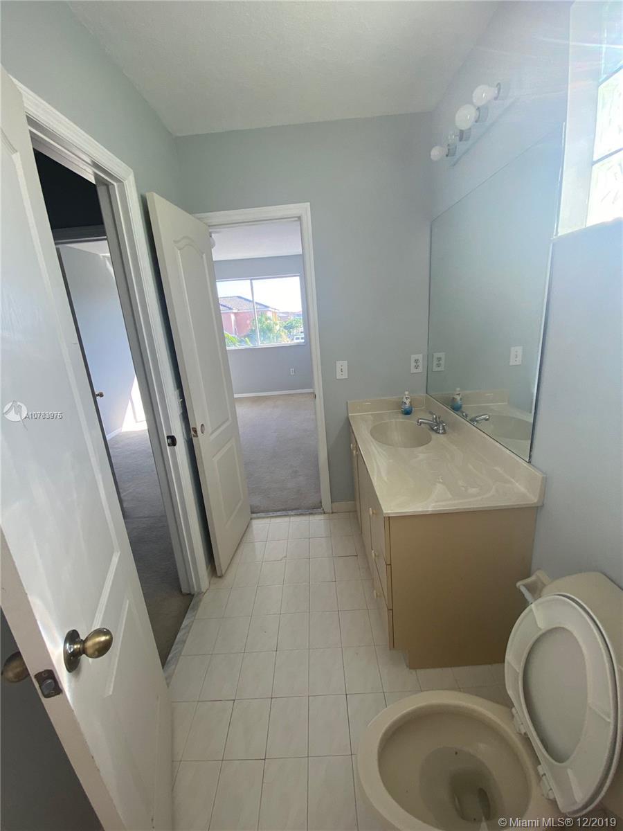 9038 Southwest 157th Avenue Road Miami, FL 33196 - Photo 15 of 22