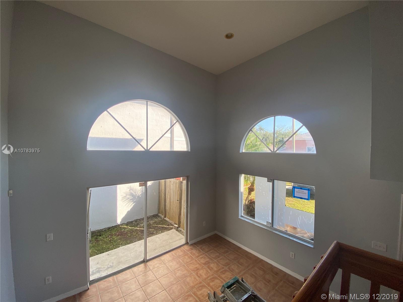 9038 Southwest 157th Avenue Road Miami, FL 33196 - Photo 10 of 22