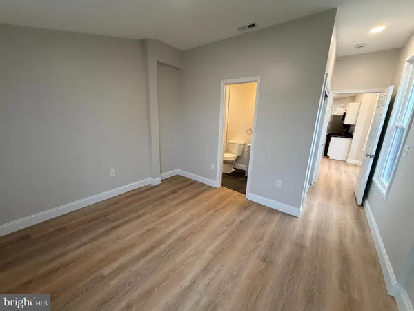 $2,100 | 3 East Overlea Avenue, Unit 3, Baltimore, MD 21206