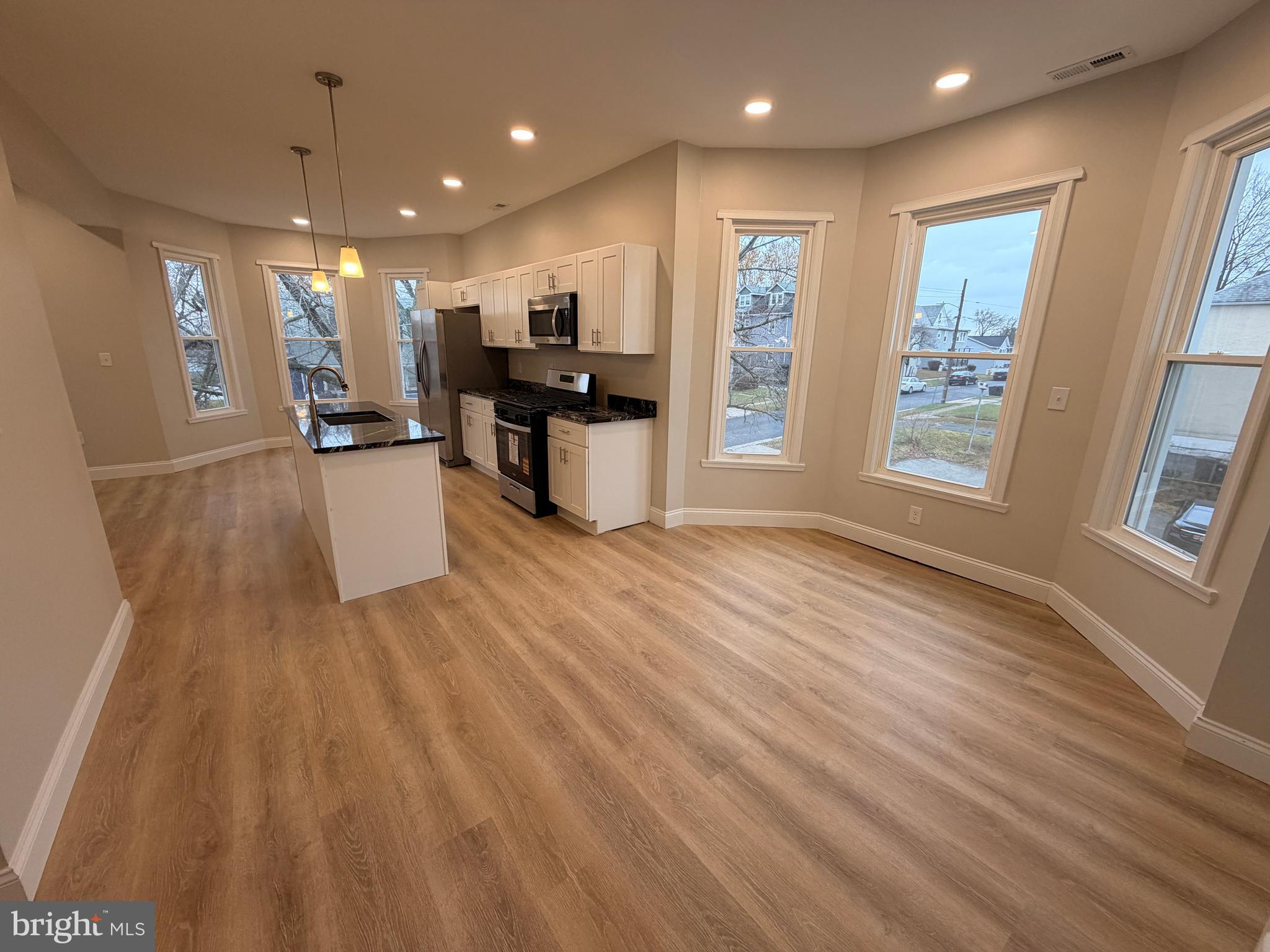 3 East Overlea Avenue, Unit 3 Baltimore, MD 21206 - Photo 5 of 31