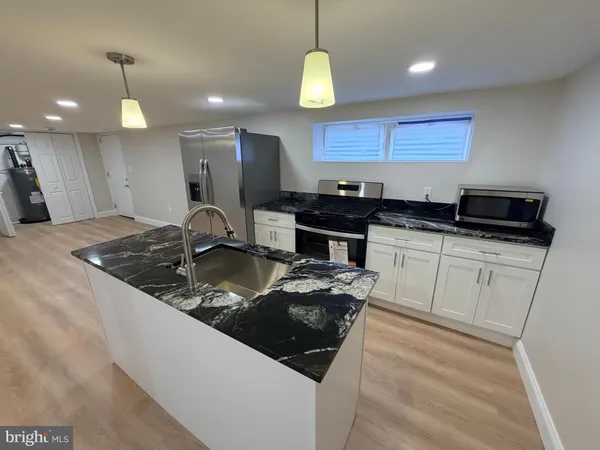 $2,100 | 3 East Overlea Avenue, Unit 3, Baltimore, MD 21206