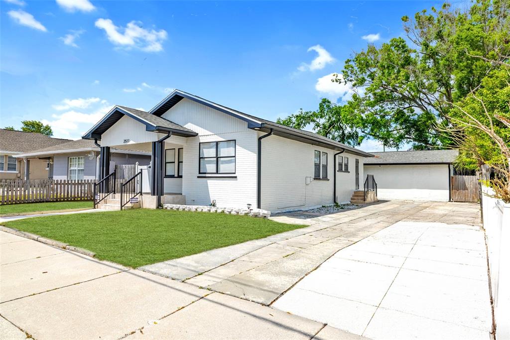 2511 West Braddock Street Tampa, FL 33607 - Photo 1 of 31