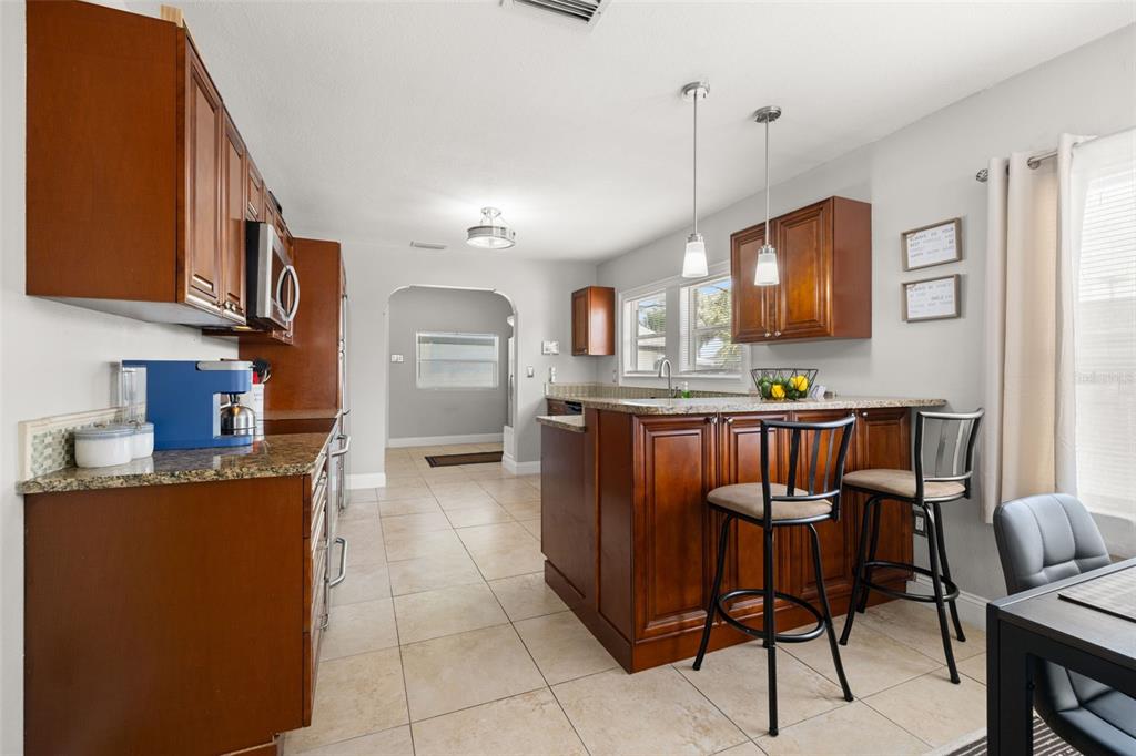 2511 West Braddock Street Tampa, FL 33607 - Photo 8 of 31