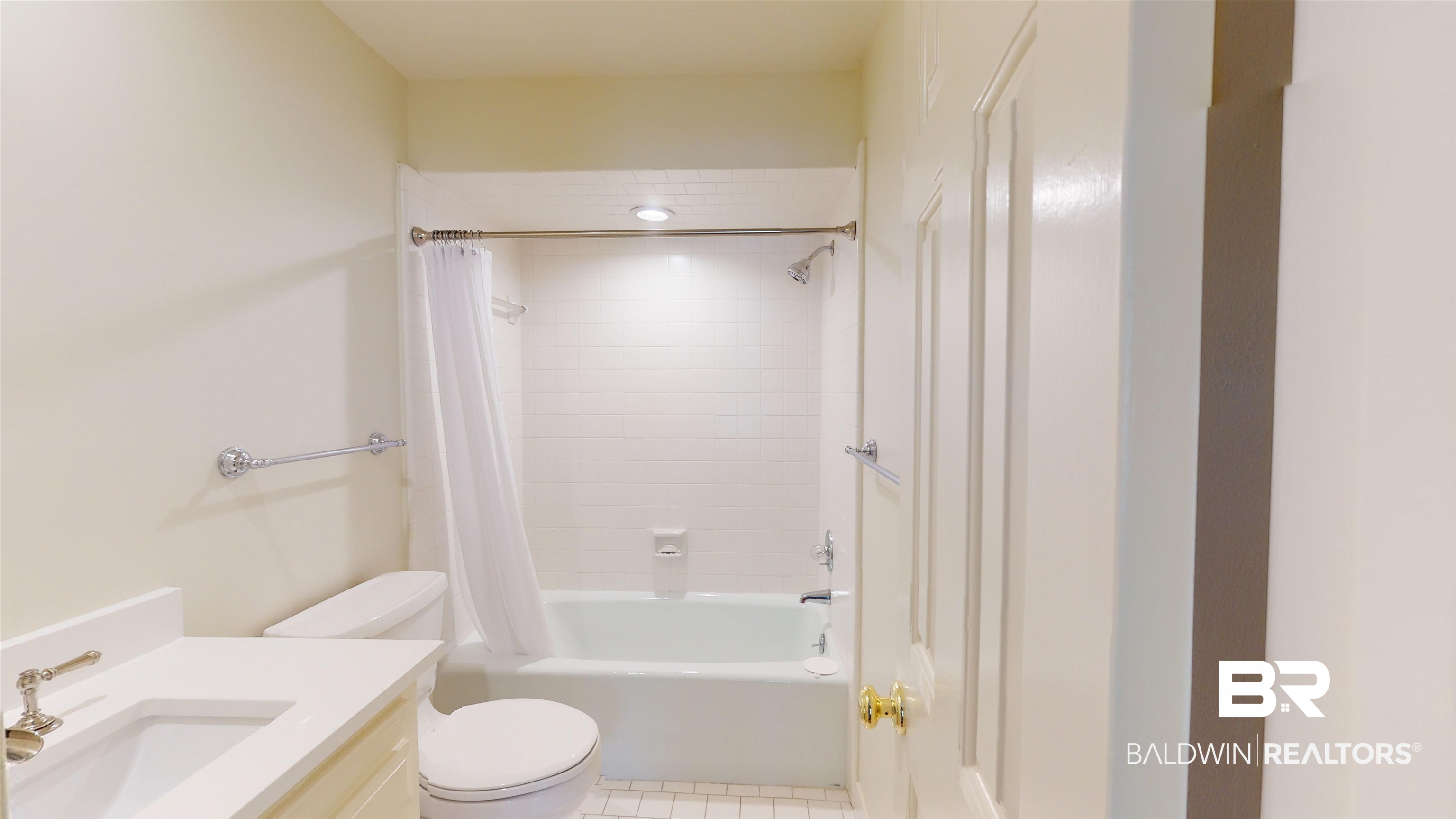 2404 Spring Hill Avenue, Unit 119 Mobile, AL 36607 - Photo 22 of 31
