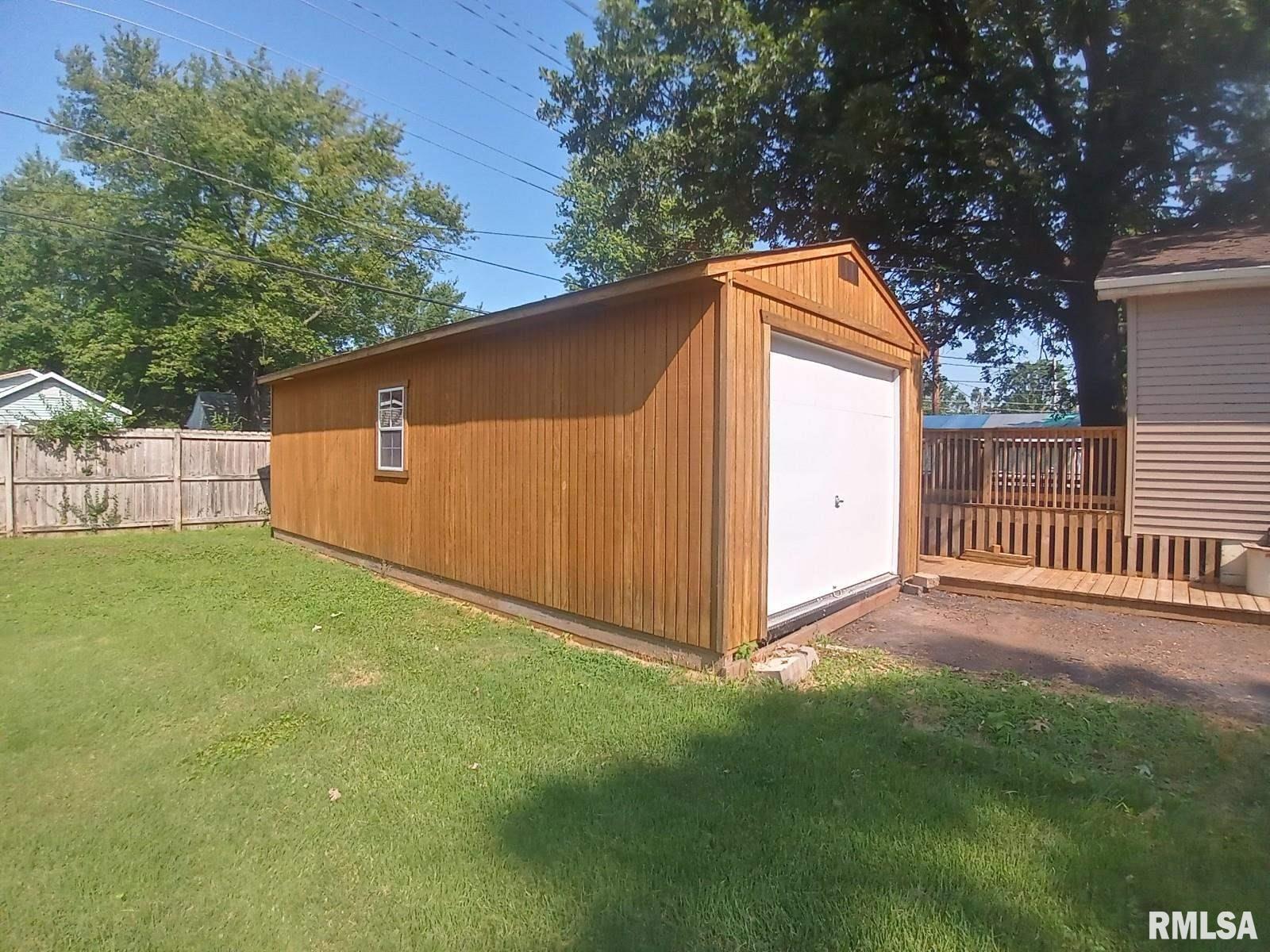 1129 North Daniel Springfield, IL 62702 - Photo 9 of 37 Gallery Image 9