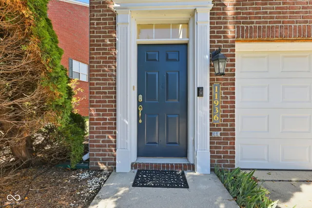 $334,900 | 11936 Esty Way, Carmel, IN 46033