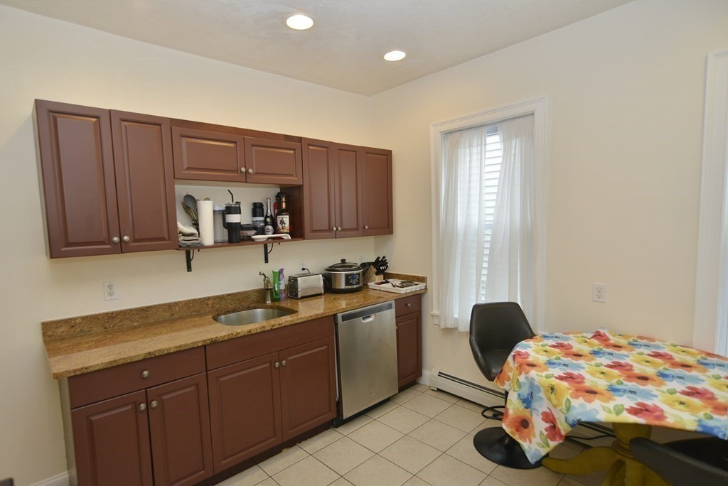 11 Ballard Street, Unit 2 Boston, MA 02130 - Photo 7 of 21