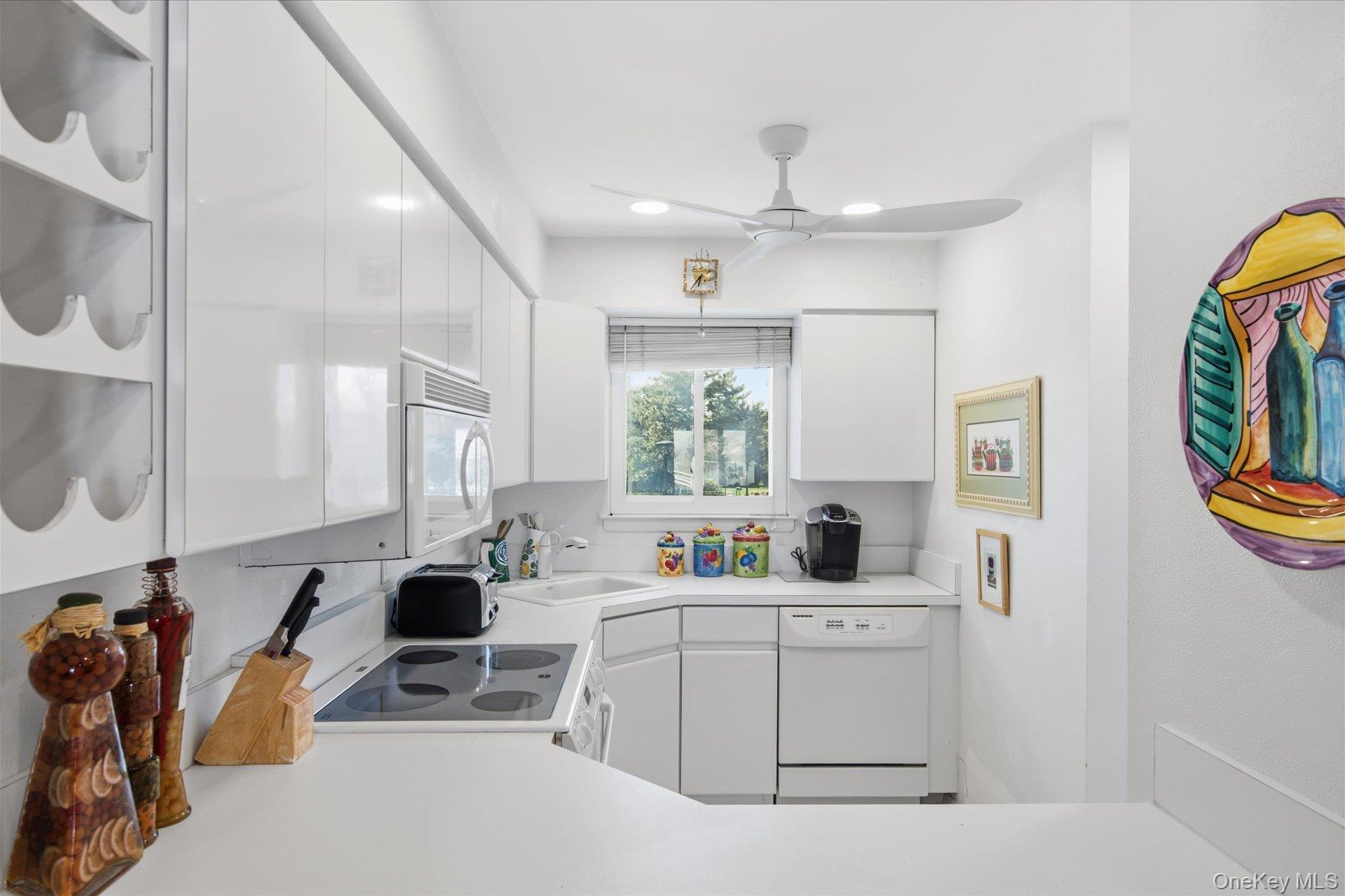 3039 Mitchell Road Westhampton Beach, NY 11978 - Photo 11 of 23 Kitchen