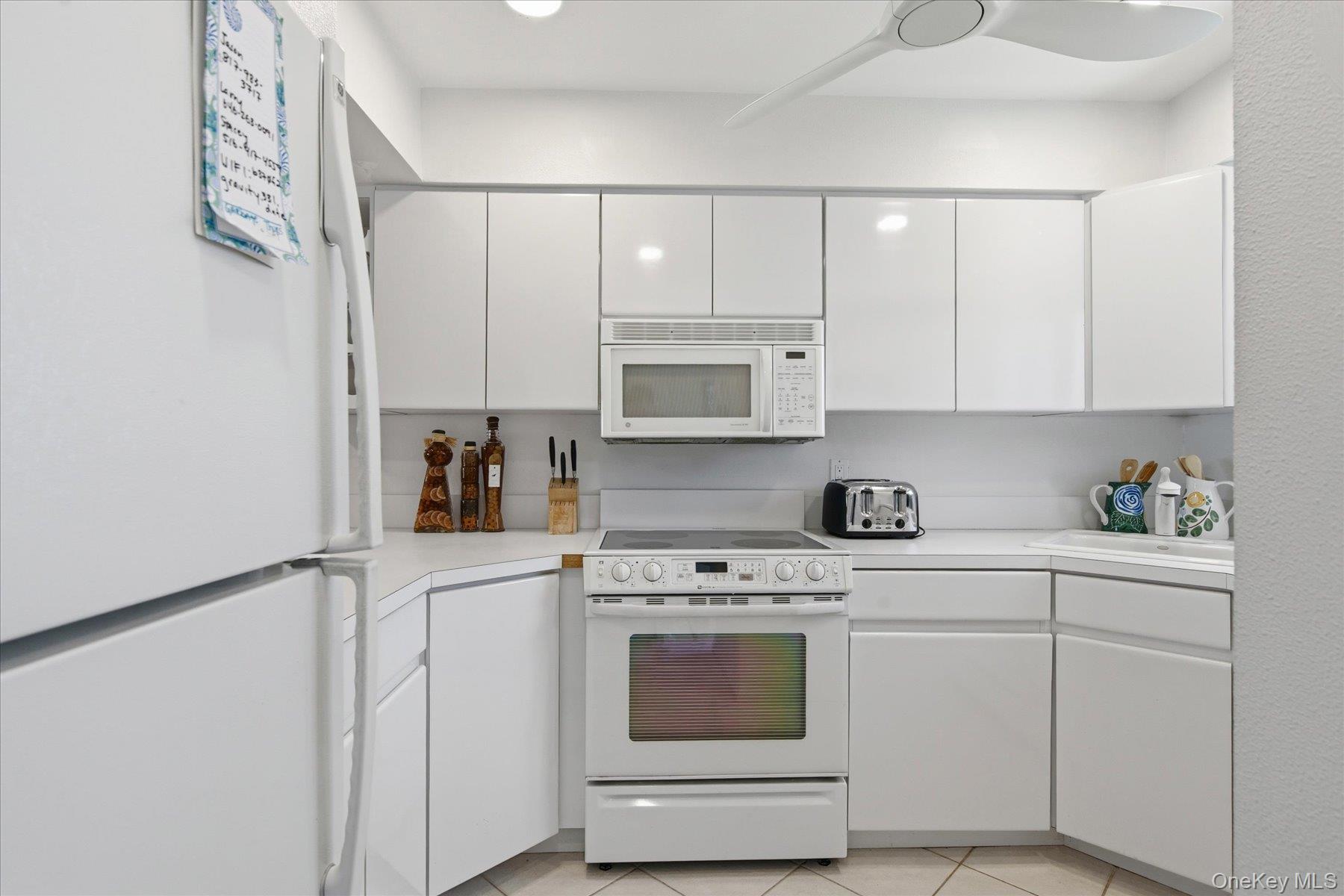 3039 Mitchell Road Westhampton Beach, NY 11978 - Photo 12 of 23 Kitchen