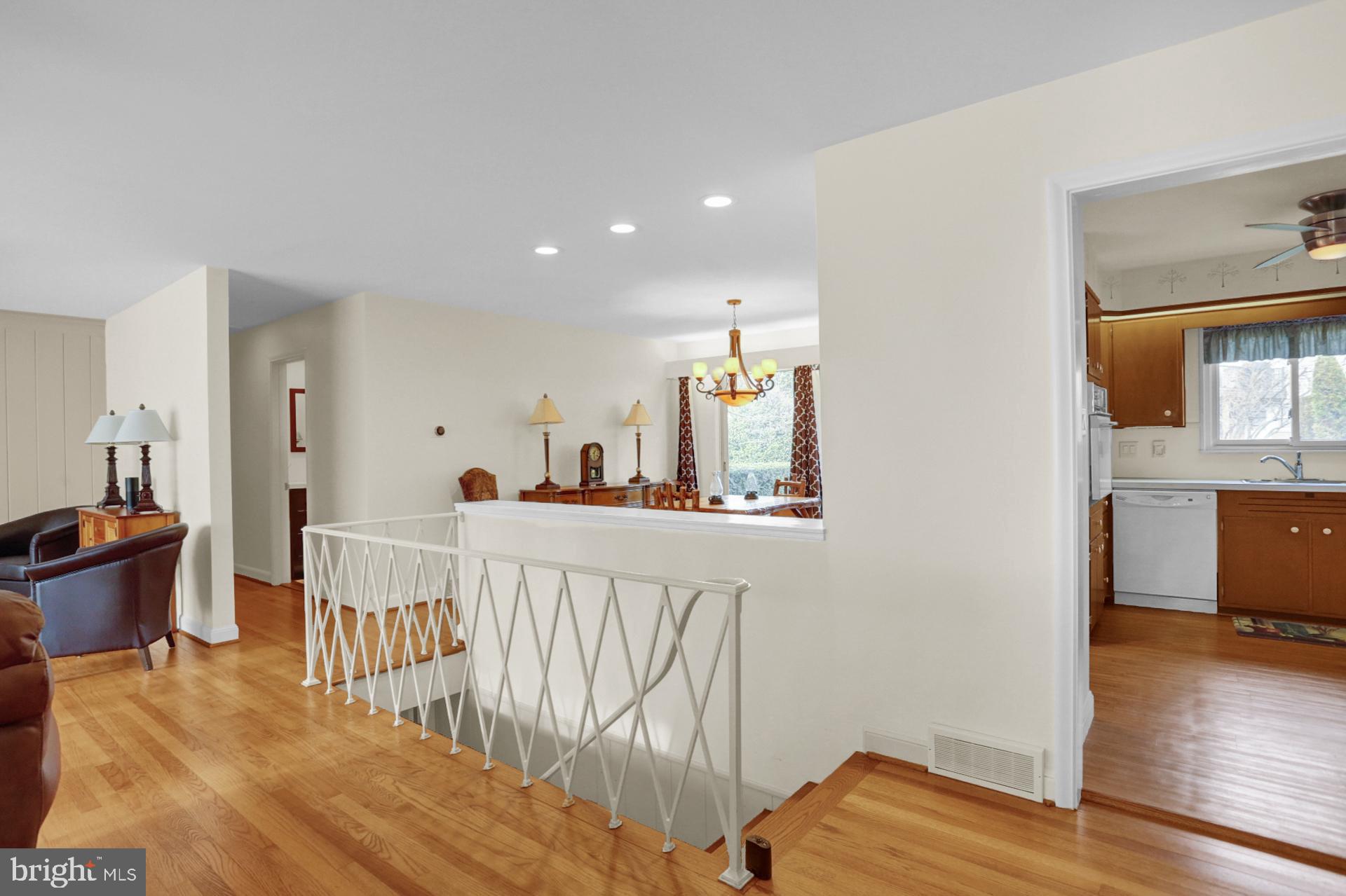 401 Lyncrest Road Reading, PA 19607 - Photo 7 of 33 Gallery Image 7