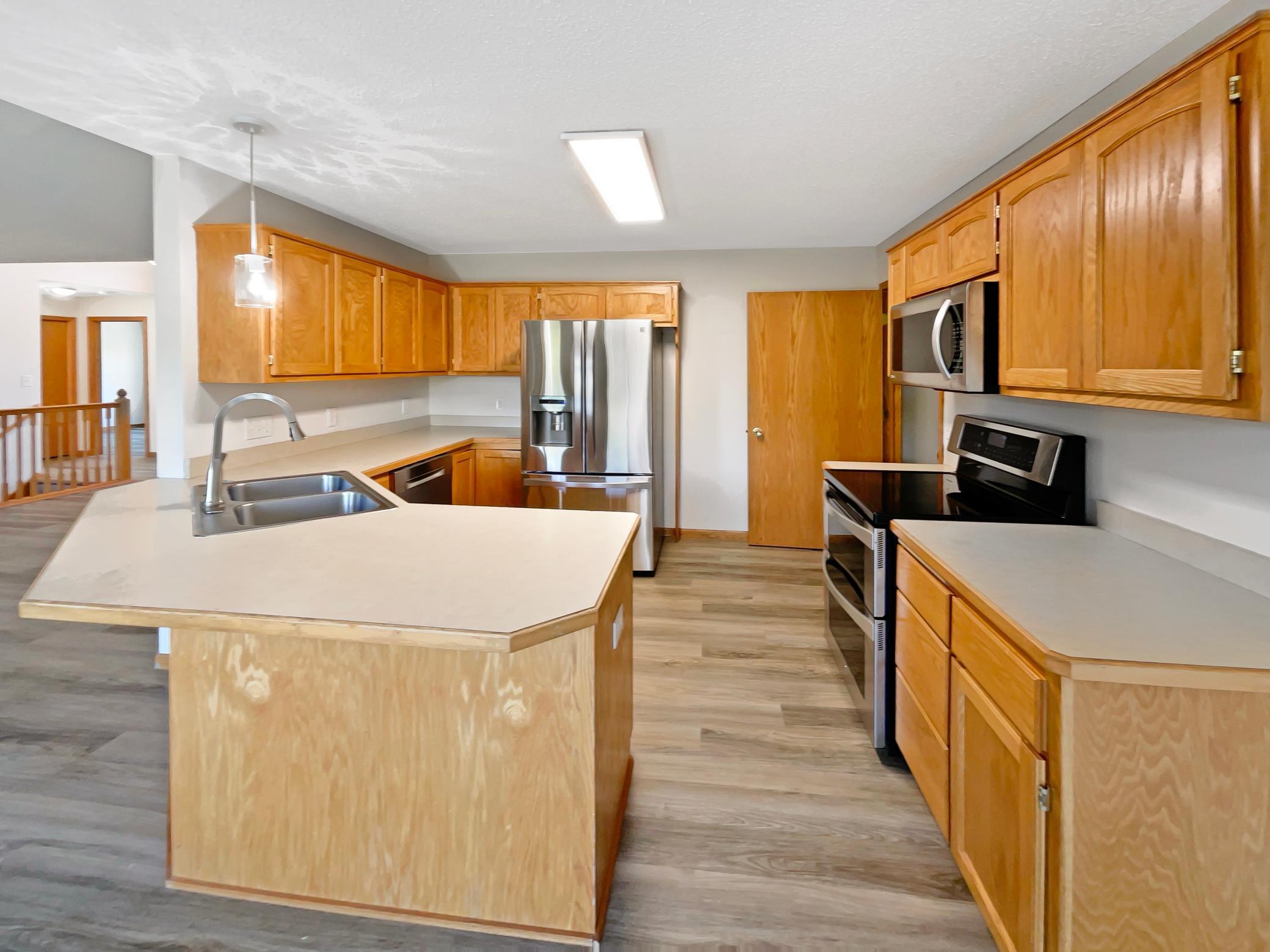 137 Pheasant Ridge Drive Montrose, MN 55363 - Photo 6 of 24