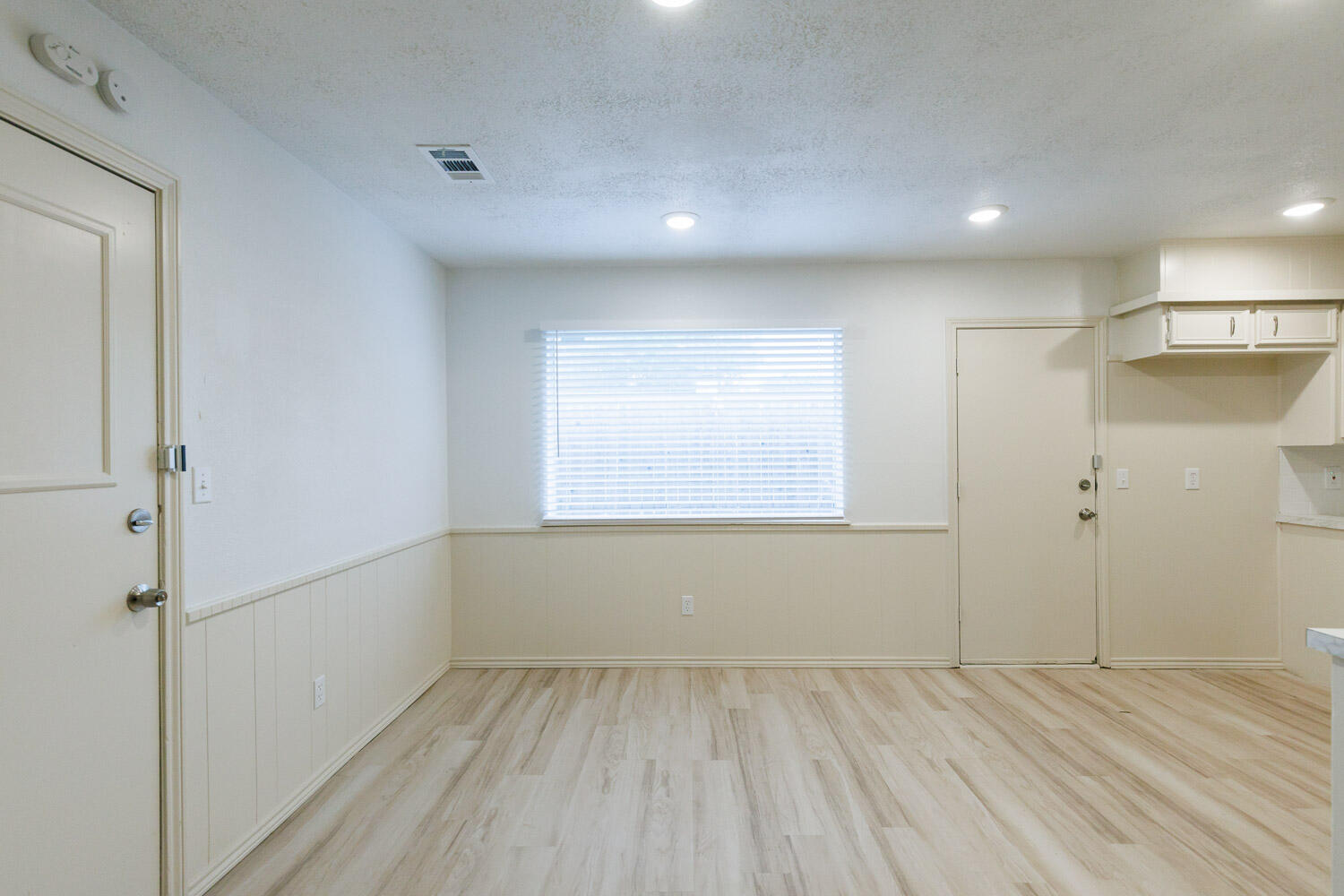 4407 75th Drive, Unit B Lubbock, TX 79424 - Photo 7 of 20 a view of empty room