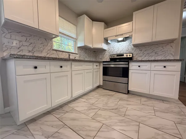 $239,900 | 2411 Rosemead Drive, Pasadena, TX 77506