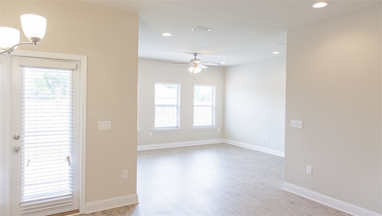 1544 Kairos Loop Foley, AL 36535 - Photo 6 of 16