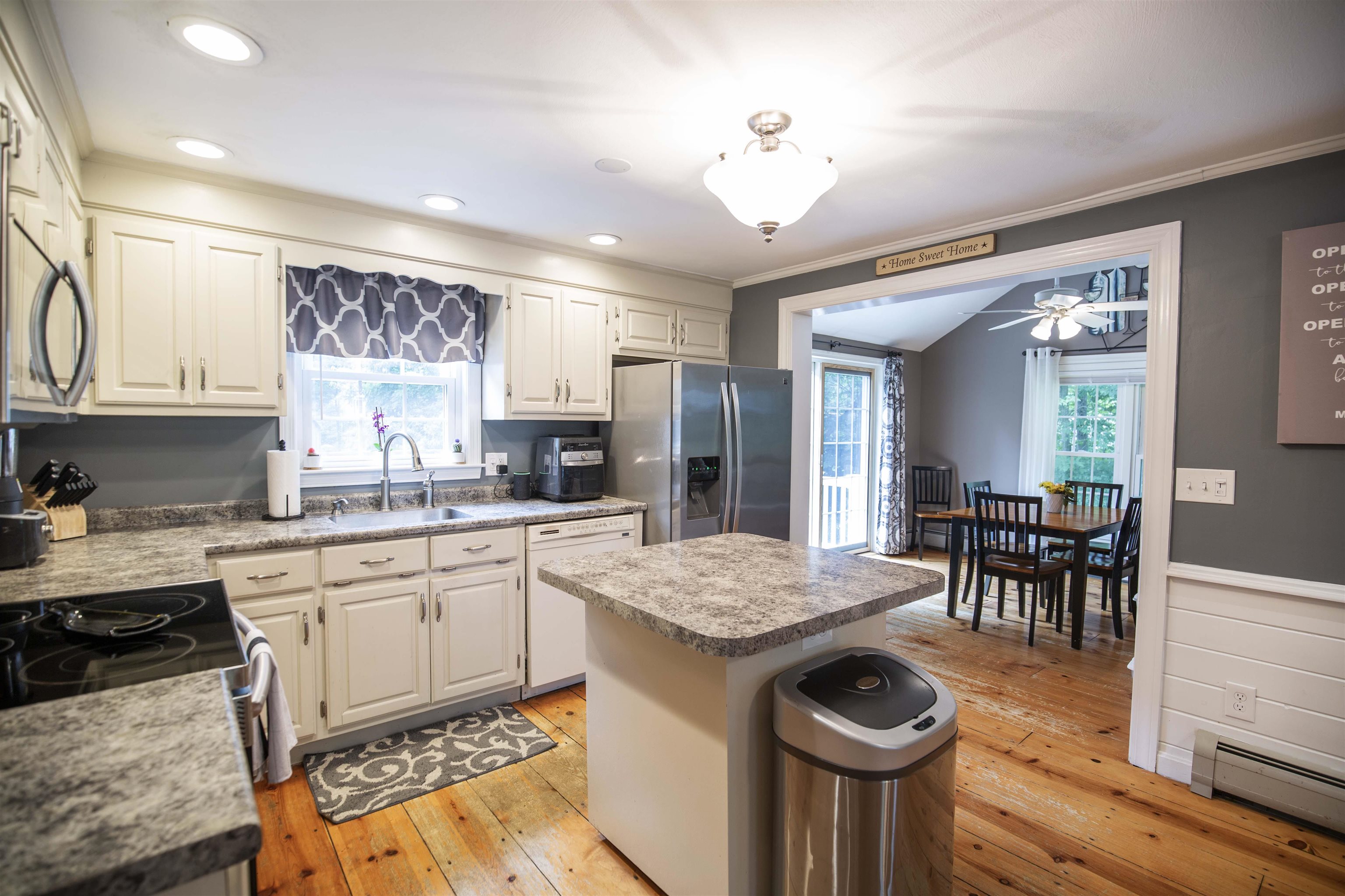 1 Gardiners Way Derry, NH 03038 - Photo 12 of 38 Gallery Image 12