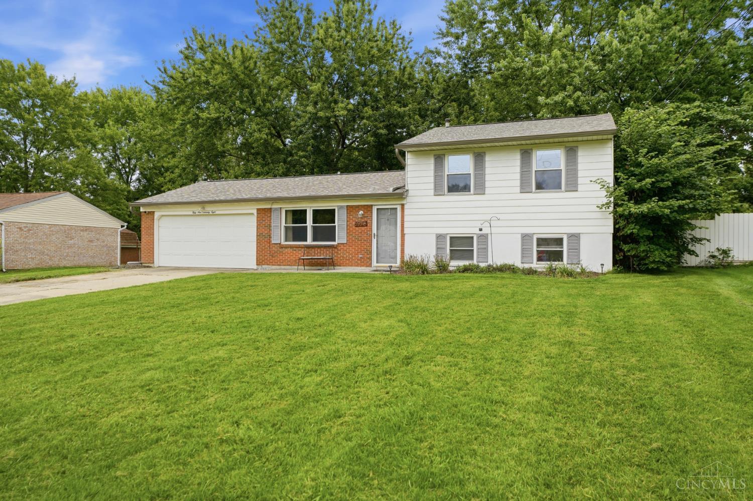 5978 Ricky Drive Fairfield, OH 45014 - Photo 2 of 28 Gallery Image 2