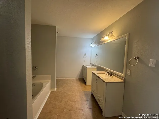 $2,175 | 4723 Rothberger Way, San Antonio, TX 78244