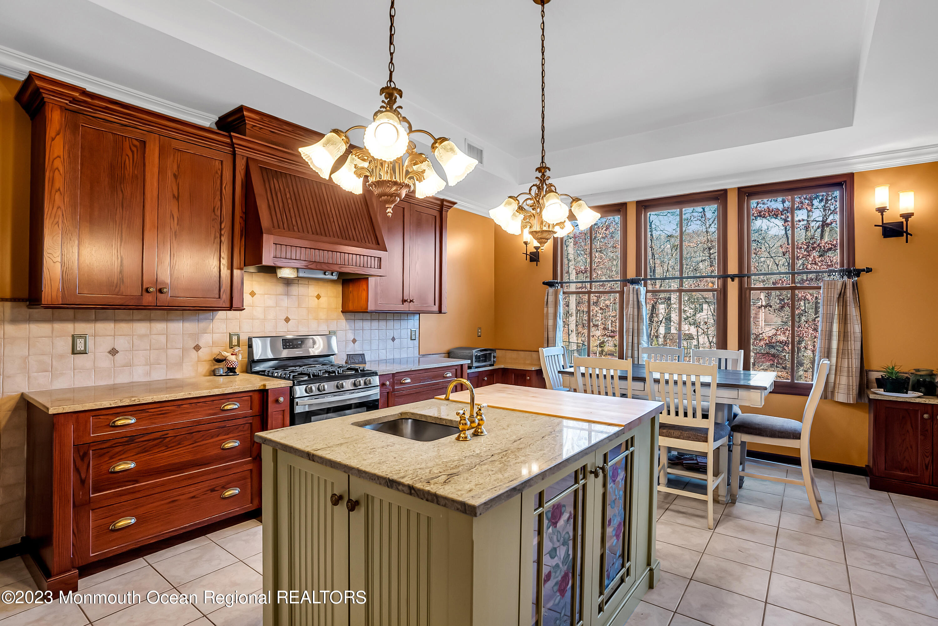 13 Pine Drive Millstone Township, NJ 08510 - Photo 18 of 56 017_mjb05216