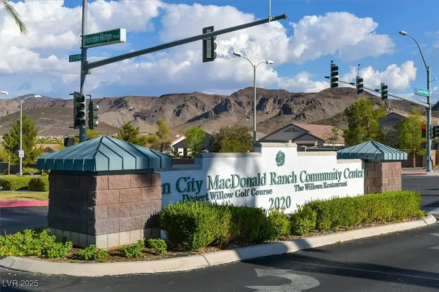 $2,000 | 2090 Desert Woods Drive, Henderson, NV 89012