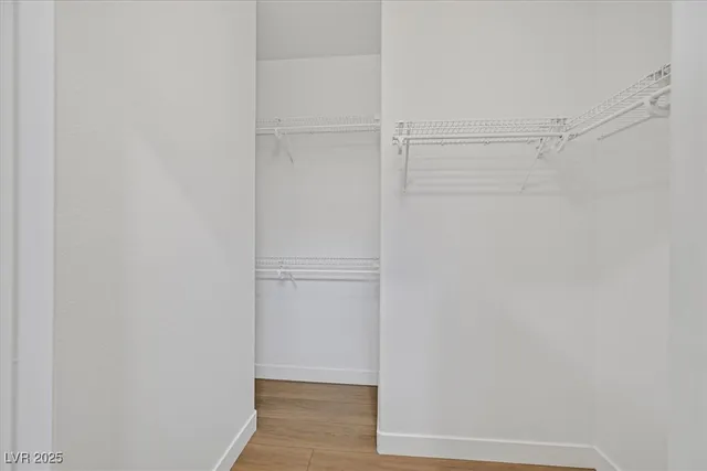 $2,000 | 2090 Desert Woods Drive, Henderson, NV 89012