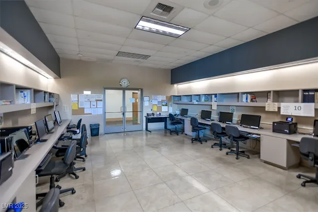 $2,000 | 2090 Desert Woods Drive, Henderson, NV 89012