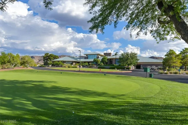 $2,000 | 2090 Desert Woods Drive, Henderson, NV 89012