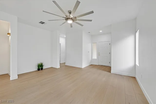 $2,000 | 2090 Desert Woods Drive, Henderson, NV 89012