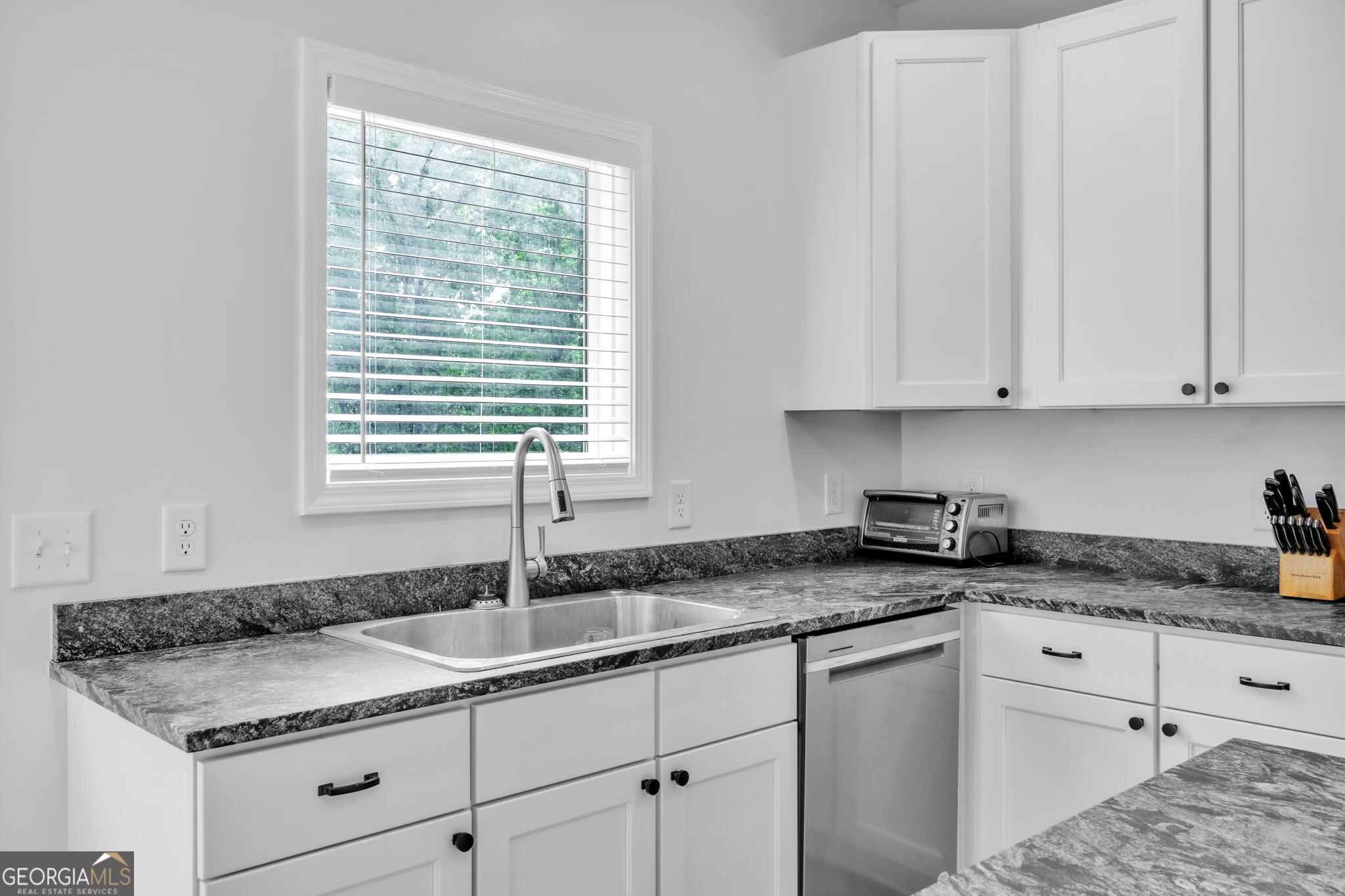 535 Pritchett Road Lula, GA 30554 - Photo 12 of 49