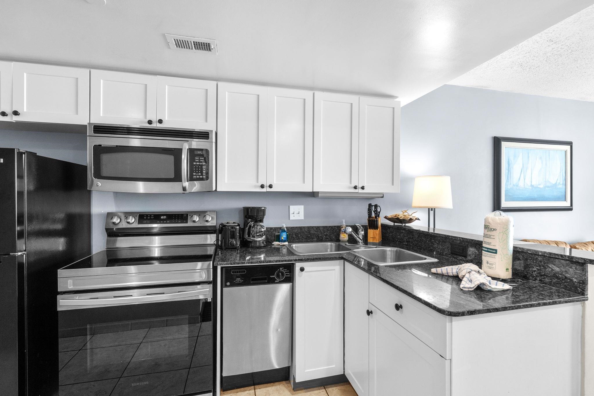 107 Ocean Boulevard, Unit 706 Myrtle Beach, SC 29577 - Photo 18 of 66