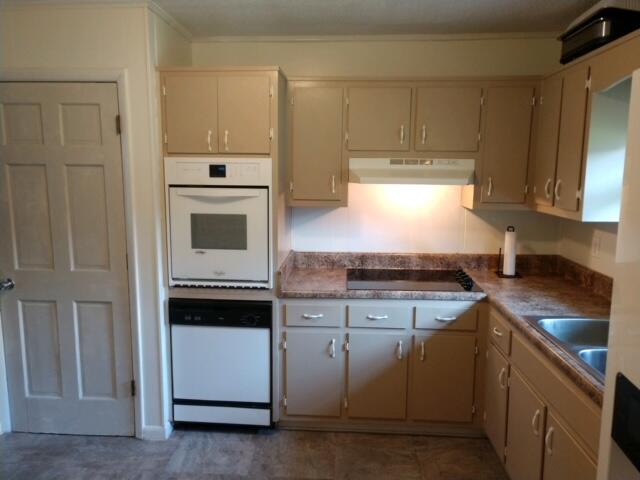 137 West Reed Road LaFayette, GA 30728 - Photo 10 of 41 Kitchen
