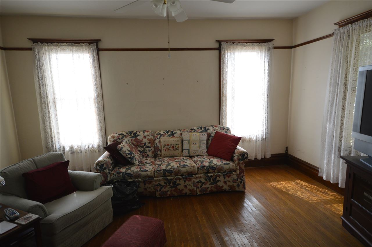 6683 South Schomberg Road Cedar, MI 49621 - Photo 7 of 33 1851678-6.JPG