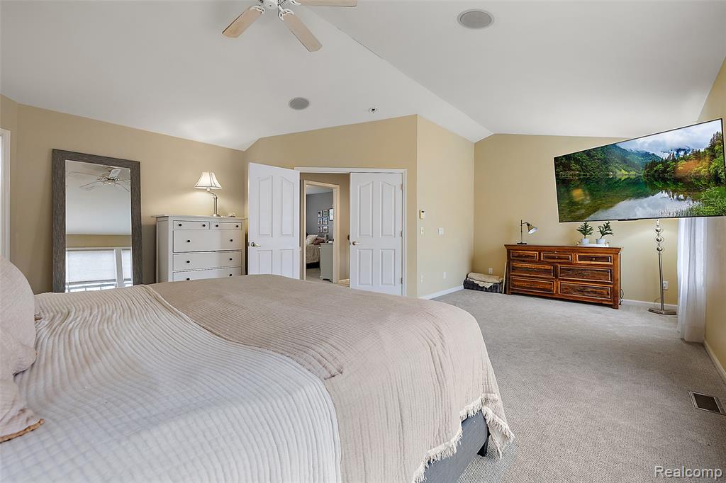 3961 Ridgemonte Court Rochester, MI 48306 - Photo 22 of 34