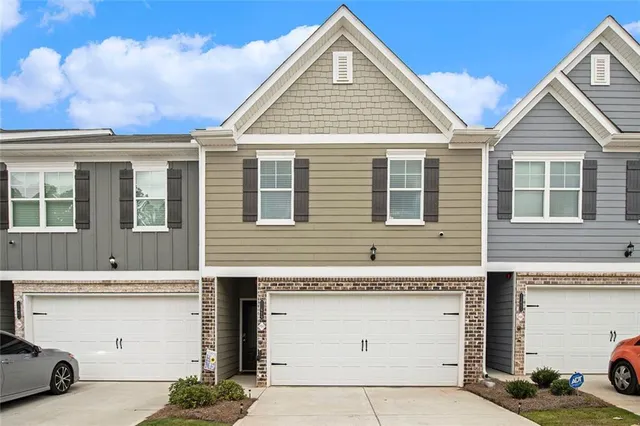 $285,000 | 11689 Mendenhall Court, Hampton, GA 30228