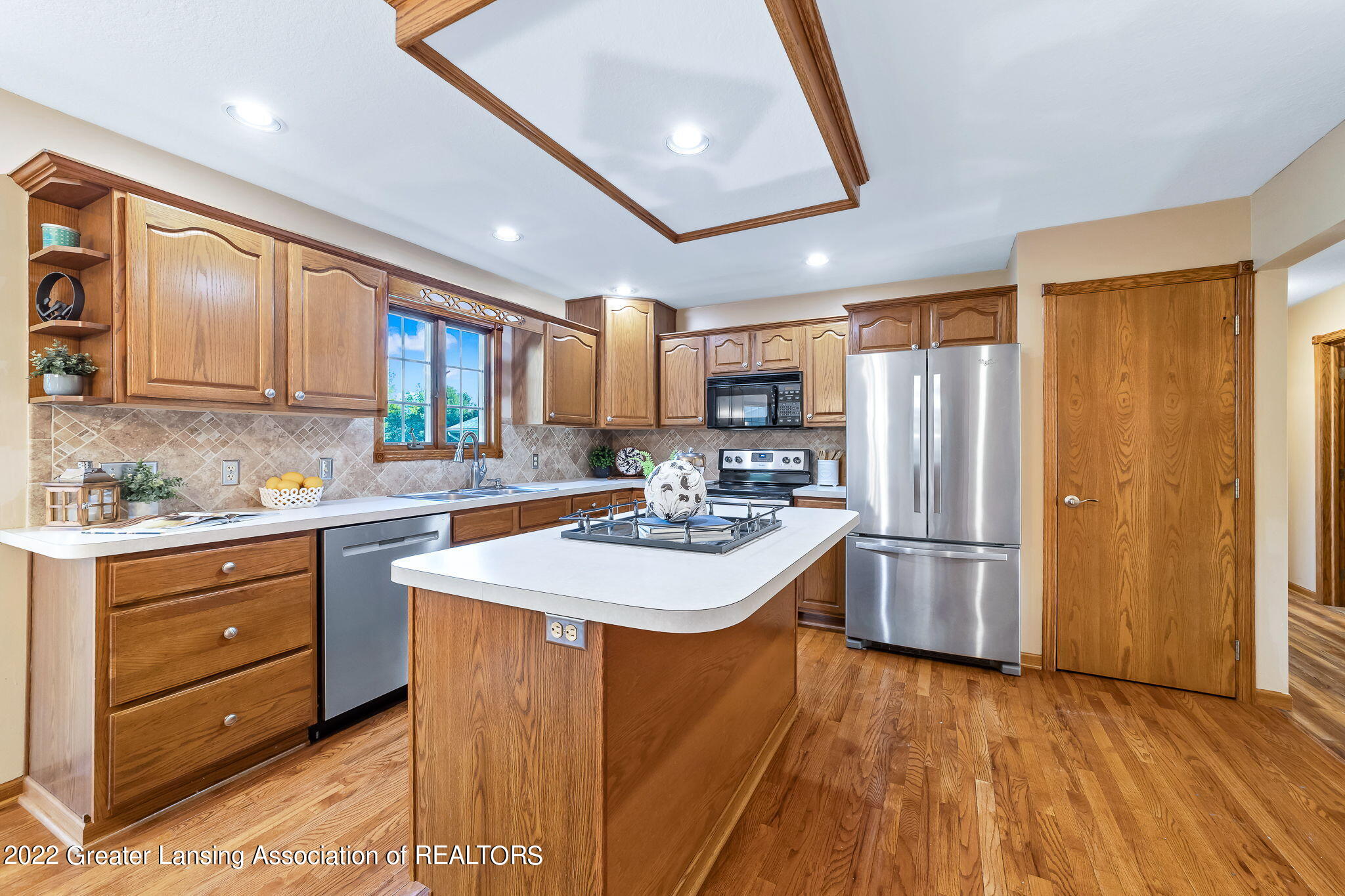 2440 Gilbert Road Lansing, MI 48911 - Photo 13 of 47 Kitchen