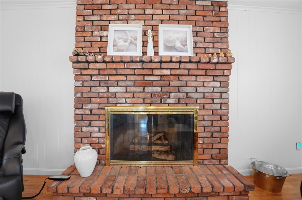 54 Sagamore Road Seekonk, MA 02771 - Photo 5 of 35 Gallery Image 5