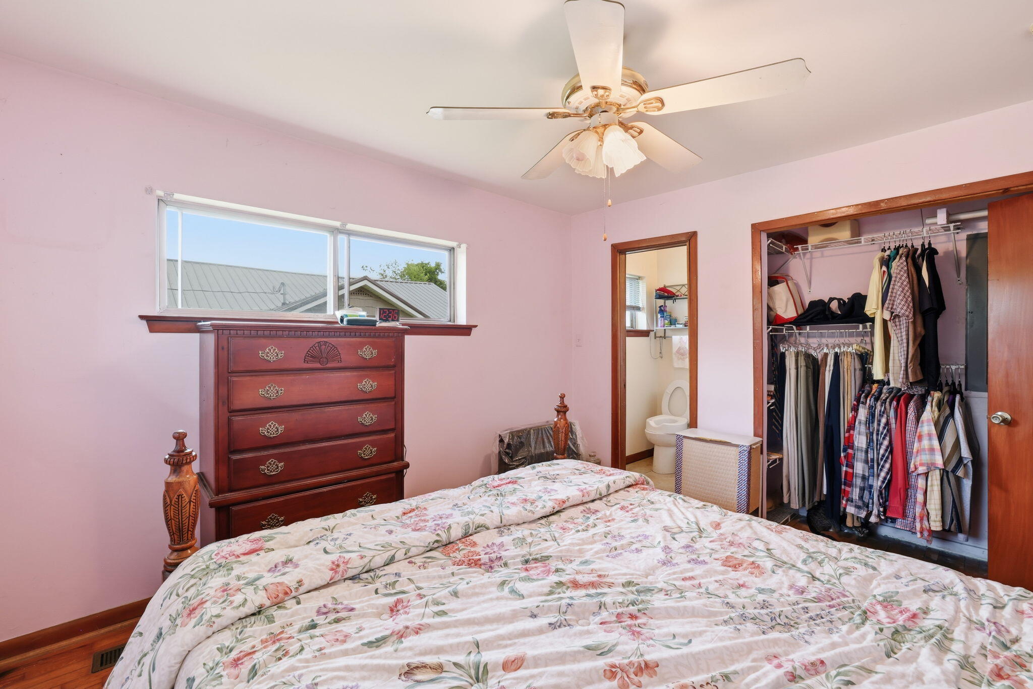 5010 Kenner Avenue Red Bank, TN 37415 - Photo 22 of 27 Primary bedroom – leading to bathroom