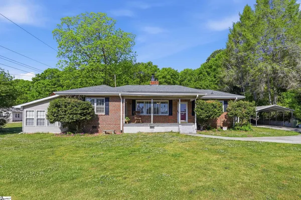 $325,000 | 520 South Spring Street, Walhalla, SC 29691