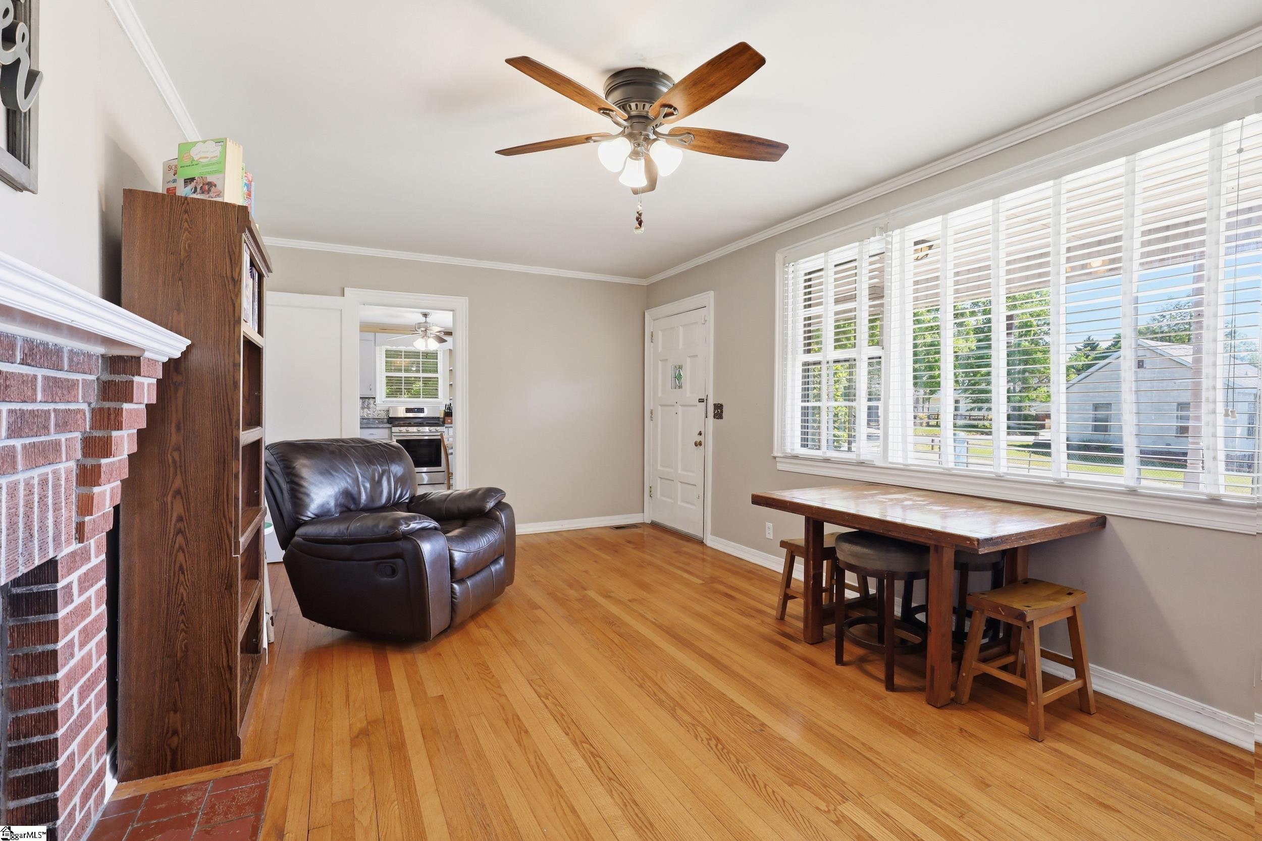 520 South Spring Street Walhalla, SC 29691 - Photo 11 of 35