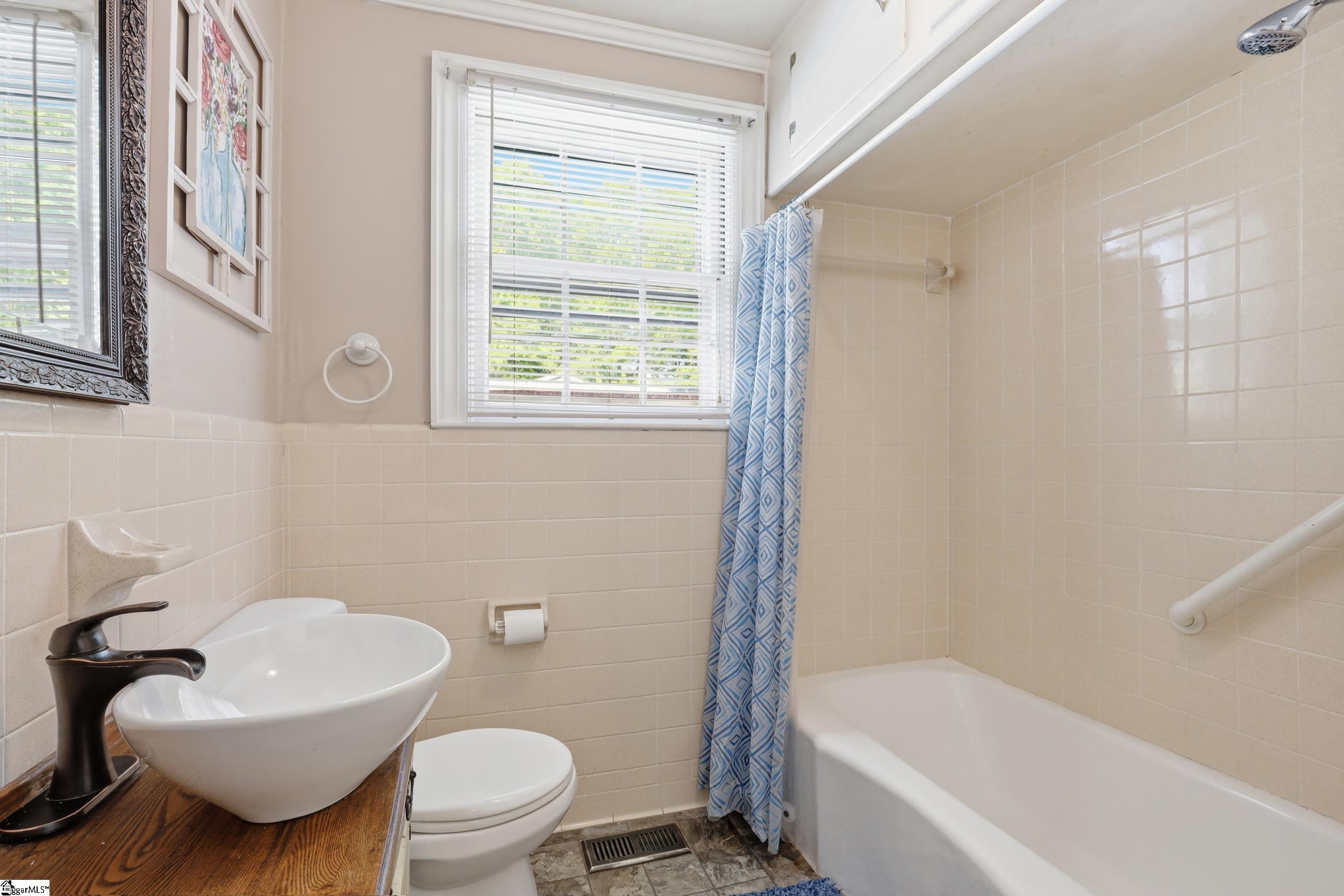 520 South Spring Street Walhalla, SC 29691 - Photo 22 of 35