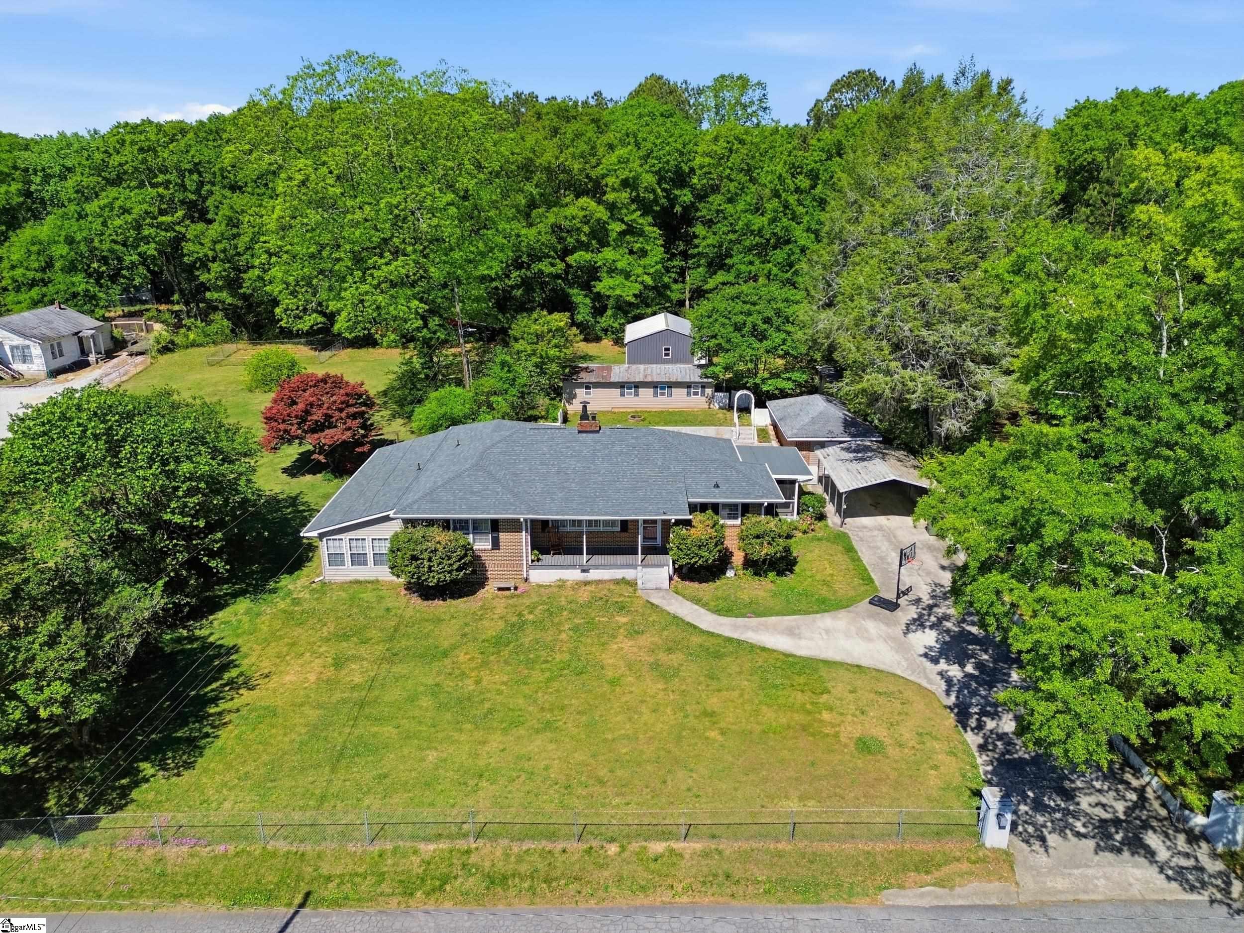 520 South Spring Street Walhalla, SC 29691 - Photo 8 of 35