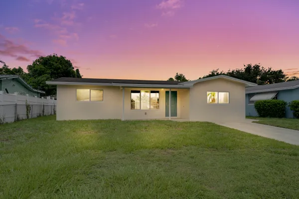 $514,900 | 4142 Kirkland Lane, Lake Worth, FL 33461