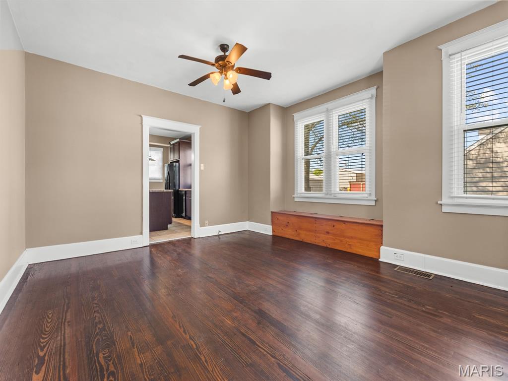210 East Laurel Street Millstadt, IL 62260 - Photo 8 of 29