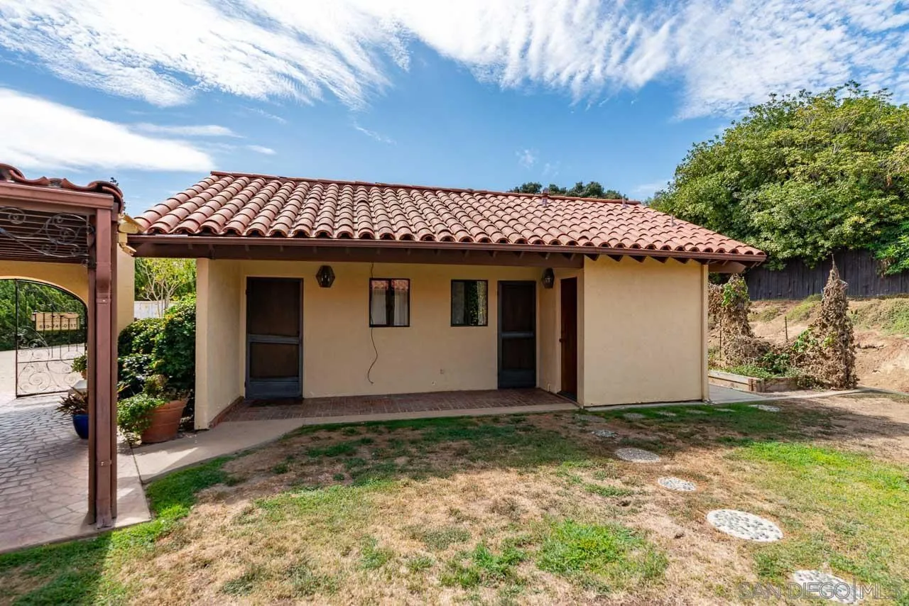 6503 Via Dos Valles Rancho Santa Fe, CA 92067 - Photo 44 of 60 Gallery Image 44