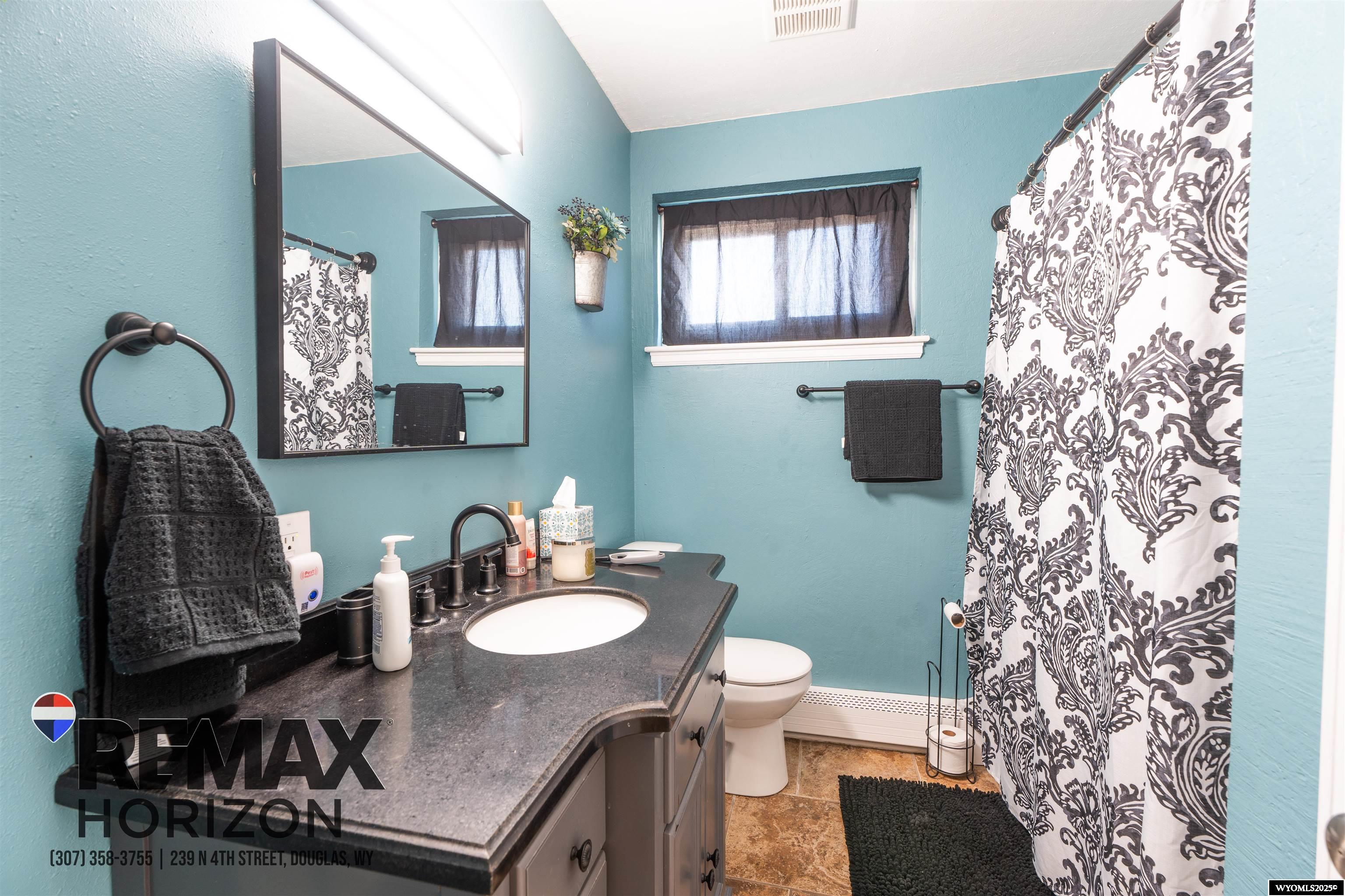 800 South 10th Street Douglas, WY 82633 - Photo 17 of 32